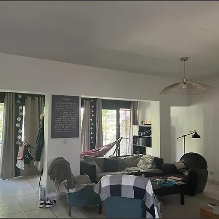Maison 150m2 Jardin A Louer En Entier, Centre Chartrons, 3 3 Salles De Bains 1 Canape-lit Llllnumero De Telephone Dans L'annonce Si Questionlll * 波尔多
